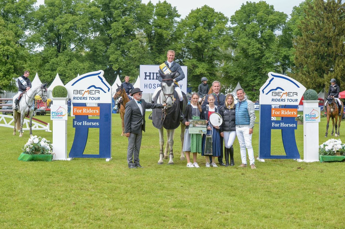 Martina Reuter's Partner: Discovering Vladi at Opera Ball